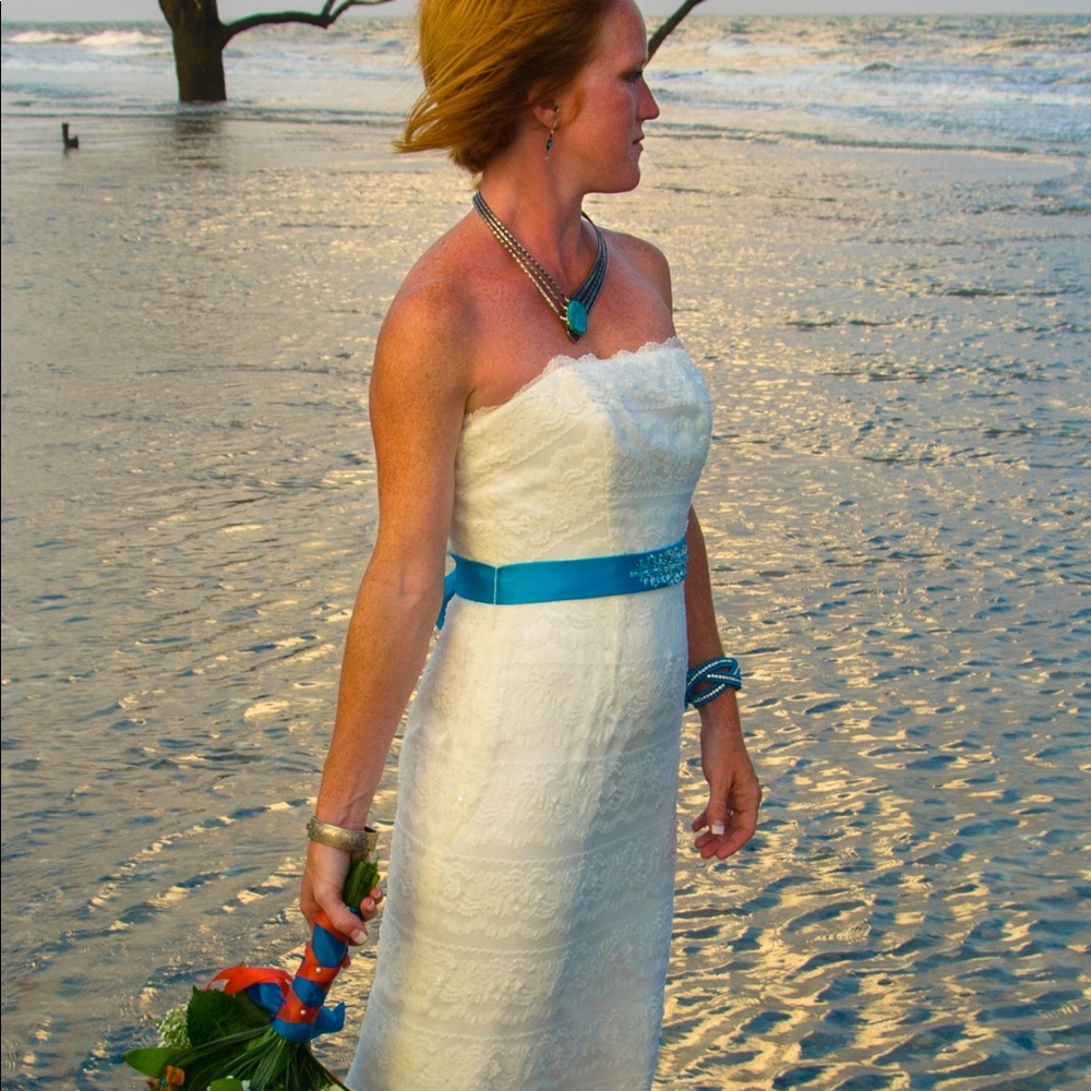 Wedding gown
